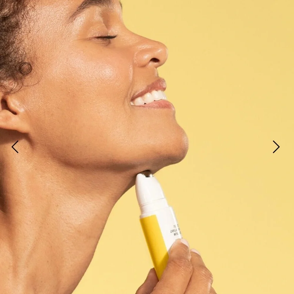 StriVectin Peptight™ Tightening Neck Serum Roller